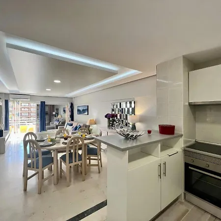 Marina Mar 2 With Pool By Homing * וילהמורה