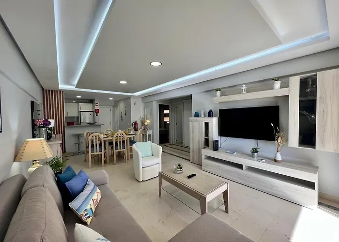 Апартаменты Marina Mar 2 With Pool By Homing Виламура